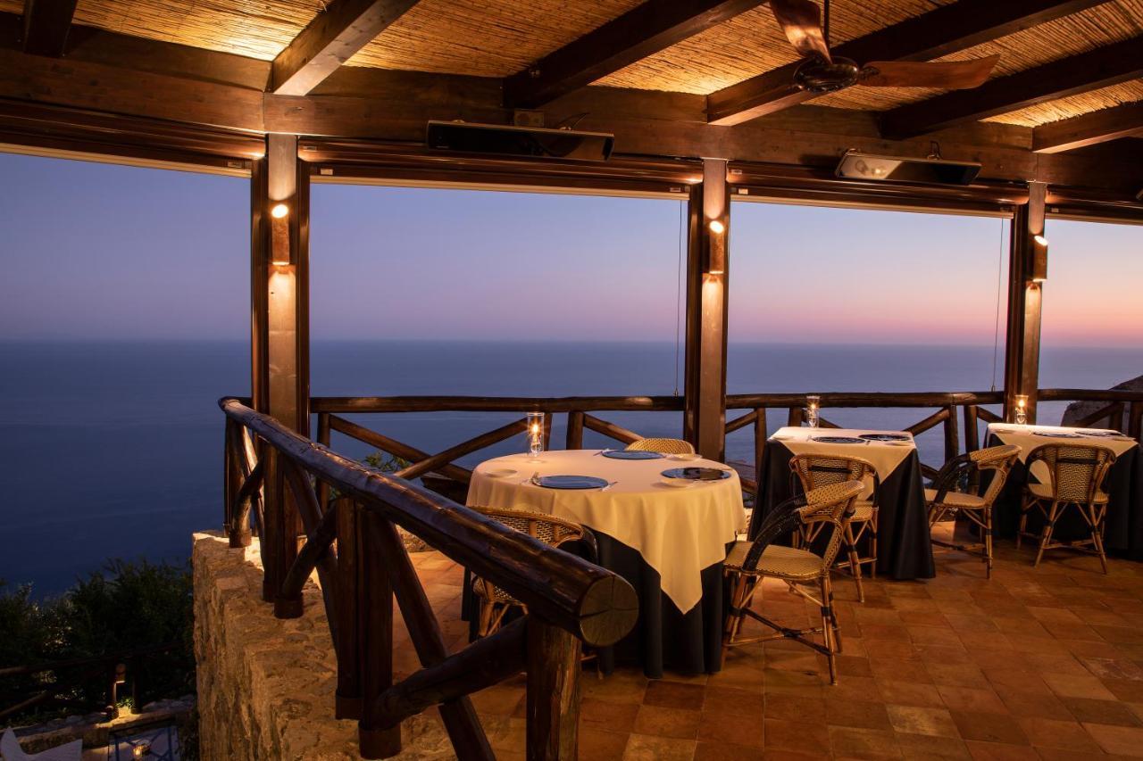 Monastero Santa Rosa Hotel & Spa Conca dei Marini Eksteriør billede
